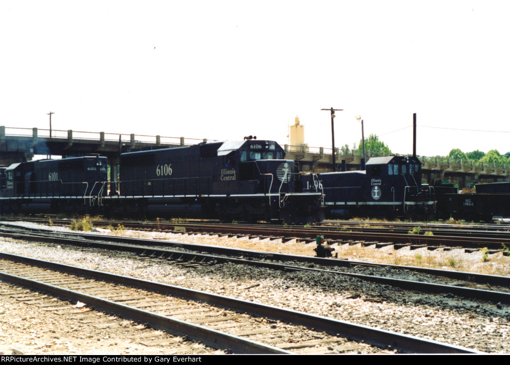 IC SD40-2 #6106 - Illinois Central